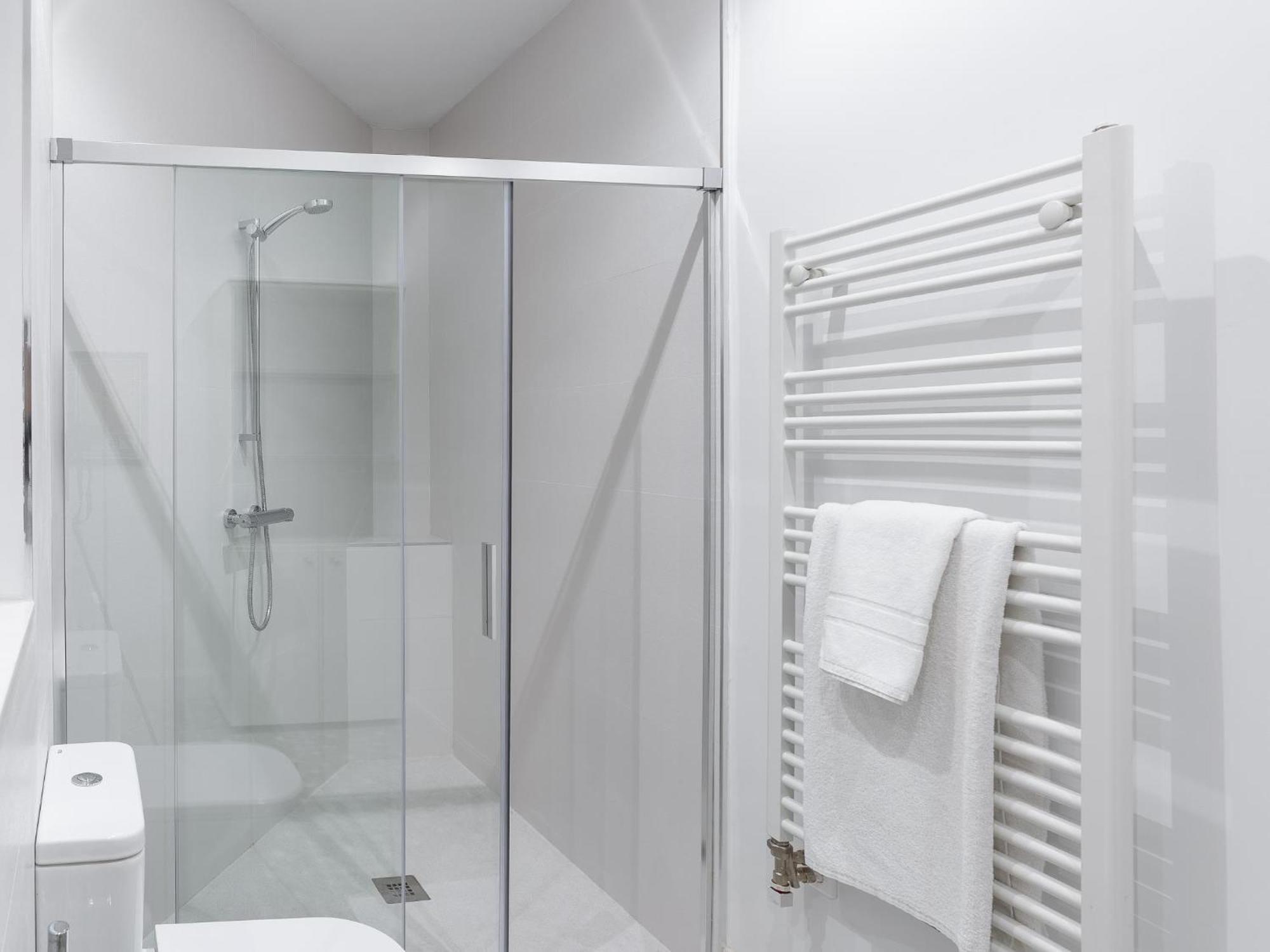 Housingleon Gaudi Suites Ngoại thất bức ảnh